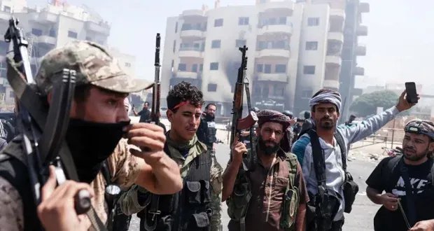 السويداء: تجدد الاشتباكات وارتفاع الضحايا بالتزامن مع دخول قوات الأمن