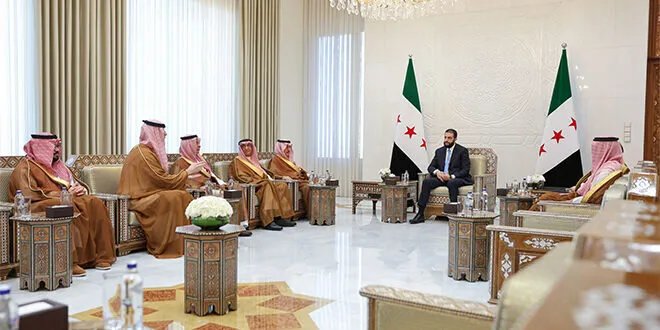 الرئيس الشرع يستقبل وفد رجال أعمال سعوديين في دمشق لبحث تعزيز التعاون الاقتصادي