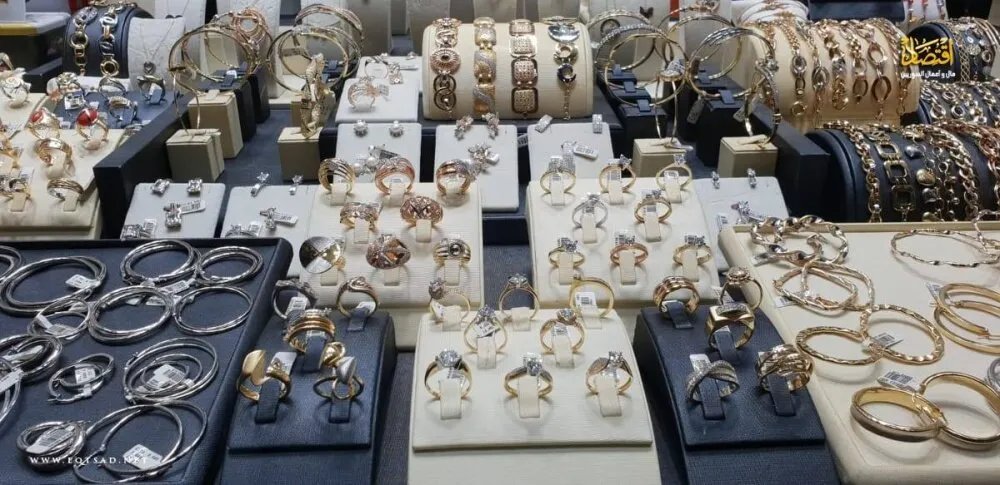 تراجع طفيف في أسعار الذهب في السوق السورية اليوم