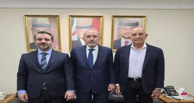 عمان تستضيف اجتماعاً ثلاثياً لبحث تثبيت وقف إطلاق النار في السويداء