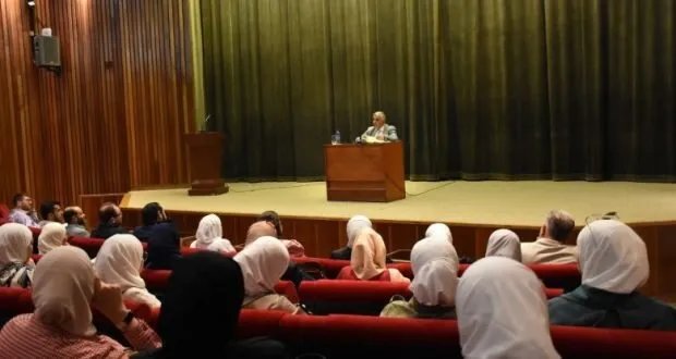 ندوة "حروف المعاني" في دمشق: استكشاف أسرار اللغة العربية ودقائقها