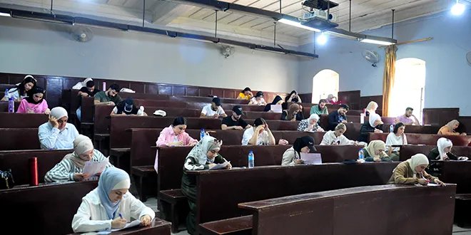 جامعة دمشق: انطلاق امتحانات الفصل الدراسي الثاني بمشاركة 180 ألف طالب وطالبة