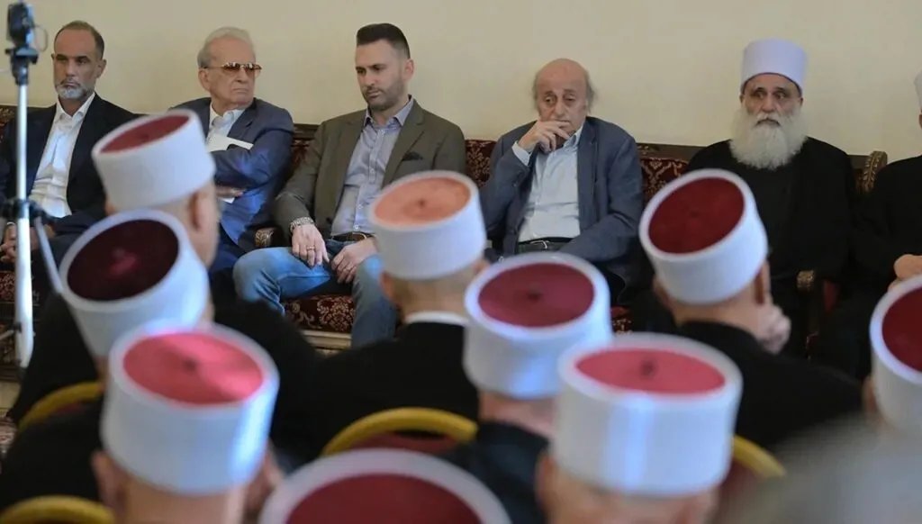 لماذا تجاهل الشرع شكر جنبلاط؟ وما هو الخطر الحقيقي الذي يهدد سوريا؟