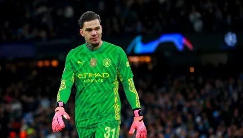 جالاتا سراي يطرق أبواب إيدرسون: مانشستر سيتي يدرس رحيل حارسه البرازيلي