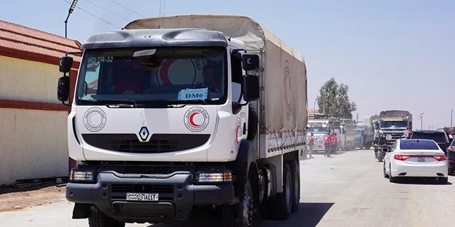 الهلال الأحمر العربي السوري يرسل قافلة مساعدات ضخمة إلى السويداء استجابة للأزمة الإنسانية