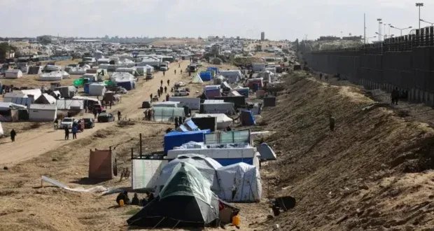 خطة بديلة للسيطرة على غزة: إسرائيل تجهز لـ"المدينة الإنسانية" في حال فشل المفاوضات