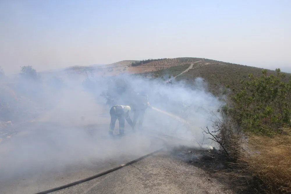 الدفاع المدني السوري يسيطر على أربعة حرائق في مناطق متفرقة دون إصابات بشرية