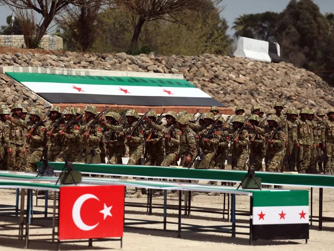 أنقرة تلوح بعملية عسكرية في سوريا إذا لم تلتزم "قسد" بالاتفاق المدعوم أمريكياً