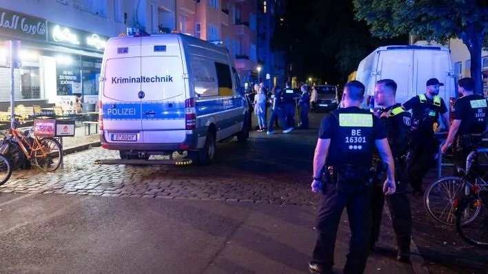 برلين: مقتل شاب في شجار جماعي والشرطة تكشف عن خلفيات إجرامية محتملة