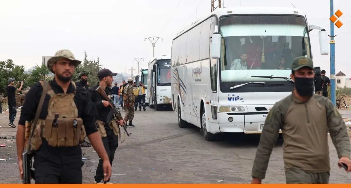 محافظ درعا يعلن عن إعادة بدو السويداء إلى مناطقهم بعد استقرار الأوضاع وسط انتقادات لعملية الإجلاء