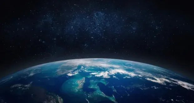 الأرض تسبق الزمن: هل نشهد أقصر يوم في التاريخ؟