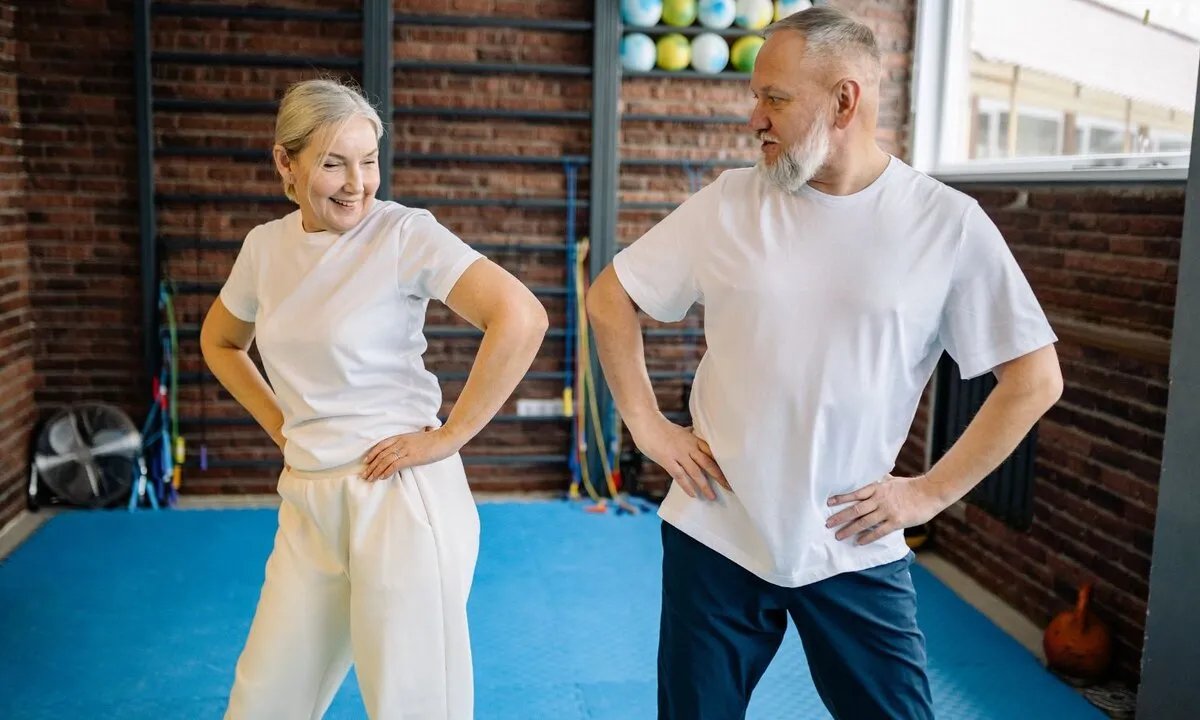 كسور الفخذ: الأسباب، الأعراض، التشخيص وخيارات العلاج المتاحة