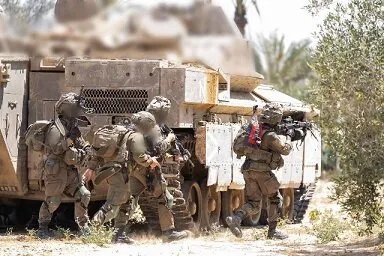 الجيش الإسرائيلي يعلن عن عملية اعتقال جنوب سوريا مدعياً استهداف "تجار أسلحة"