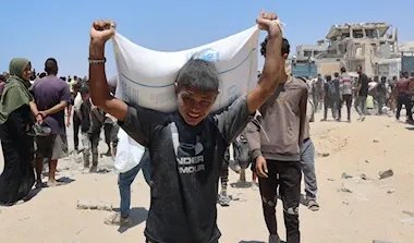 مجاعة في غزة: وفاة 21 طفلاً جوعاً خلال 72 ساعة ومبعوث أمريكي في الدوحة لإنقاذ مفاوضات الهدنة