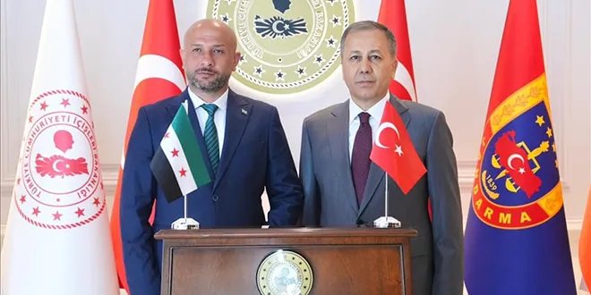 وزير الطوارئ السوري يبحث مع نظيره التركي تعزيز التعاون في إدارة الكوارث والاستجابة الإقليمية