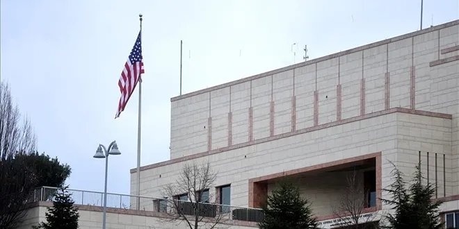 الخزانة الأمريكية تبحث مع مسؤولين أتراك وسوريين وعراقيين رفع العقوبات عن سوريا