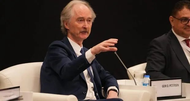 بيدرسون يكرر مطالبة رفع العقوبات عن سوريا ويدعو لدعم حكومتها في إعادة الإعمار