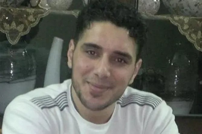 والد الشهيد غياث مطر يعرض منزله في داريا على أهالي السويداء المتضررين