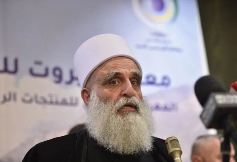شيخ عقل الدروز في لبنان يطلق نداءً عاجلاً لـ"بلسمة الجروح" في السويداء ويدعو إلى المصالحة