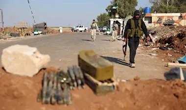 الحكومة السورية ترفض شروط «قسد» للحوار وتؤكد: لا تفاوض تحت تهديد السلاح