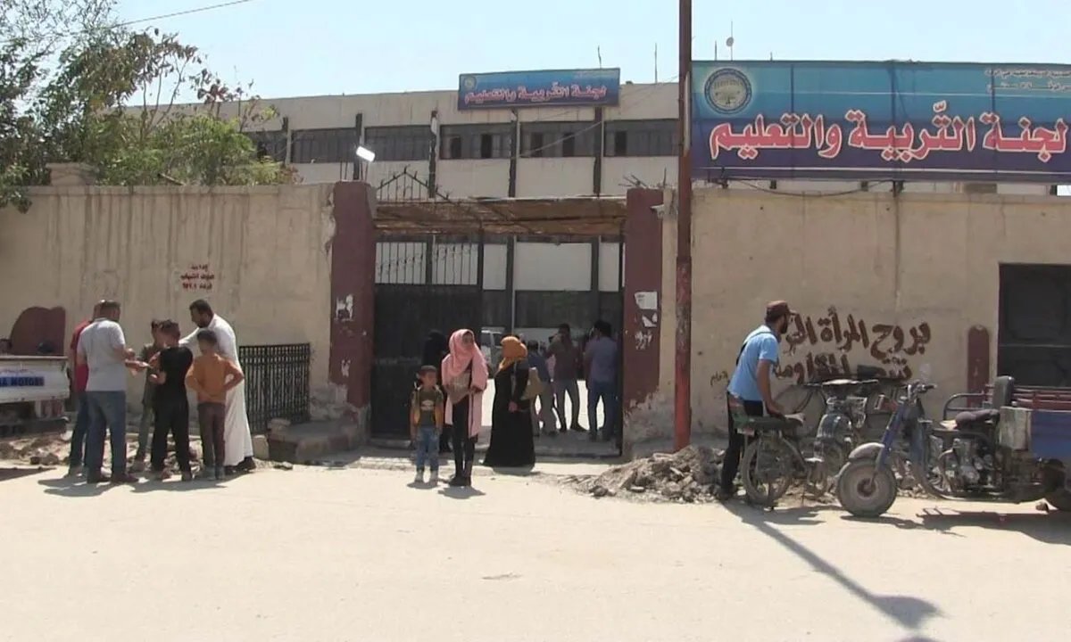 انفراج في قطاع التعليم: اتفاق بين وزارة التربية السورية والإدارة الذاتية حول المناهج والمستقبل الدراسي