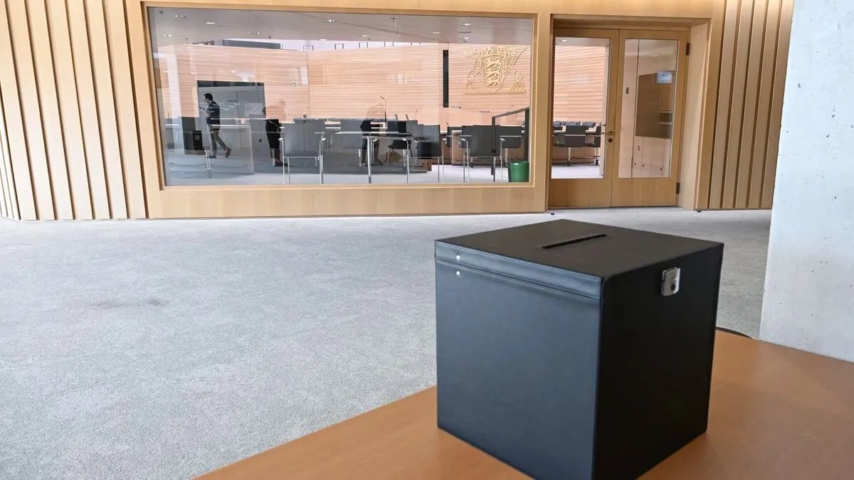 فضيحة تهز برلمان بادن فورتمبيرغ: رمز نازي محظور يظهر على ورقة اقتراع!