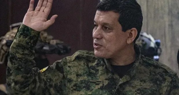 مصدر في "قسد" ينفي منع مظلوم عبدي من دخول فرنسا ويكشف تفاصيل المباحثات السورية الكردية