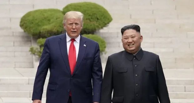 البيت الأبيض يؤكد: ترمب لا يزال مستعداً للحوار مع كيم جونغ أون بشأن نزع السلاح النووي