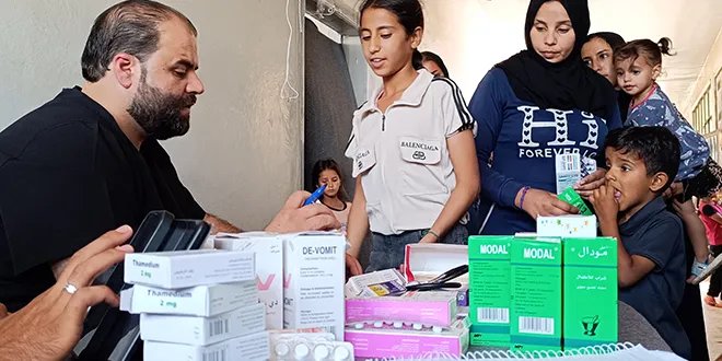 منظمة (SAMS) تقدم خدمات طبية للوافدين في مركز إيواء خربة غزالة بدرعا: استجابة صحية عاجلة