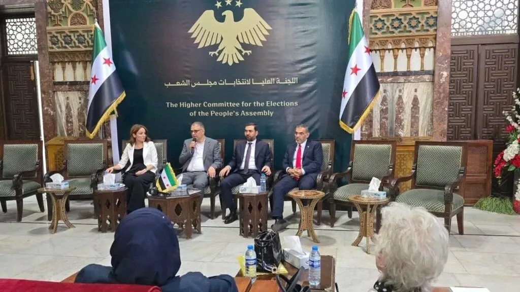 اللجنة العليا تضع اللمسات الأخيرة على النظام الانتخابي المؤقت بانتظار المصادقة