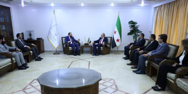 وزير التعليم العالي ومحافظ دمشق يبحثان تعزيز التعاون ودور الجامعات في خدمة المجتمع