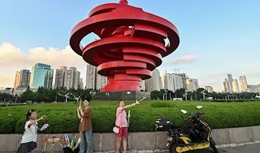 قمة الصين والاتحاد الأوروبي: خلافات عميقة تُعيق استغلال فرصة الضغط على واشنطن