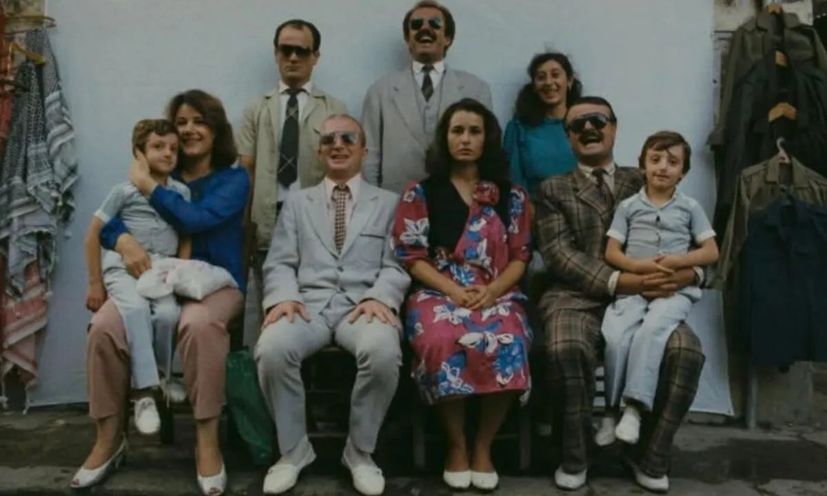 فيلم "نجوم النهار": أسامة محمد يفكك السلطة الأبوية ويكشف المسكوت عنه في المجتمع السوري