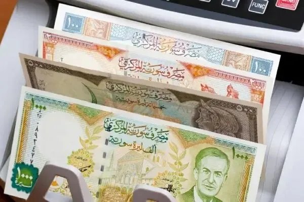 تحديثات الأسعار في السوق السوداء: الدولار واليورو والذهب مقابل الليرة السورية اليوم 28 يوليو 2025