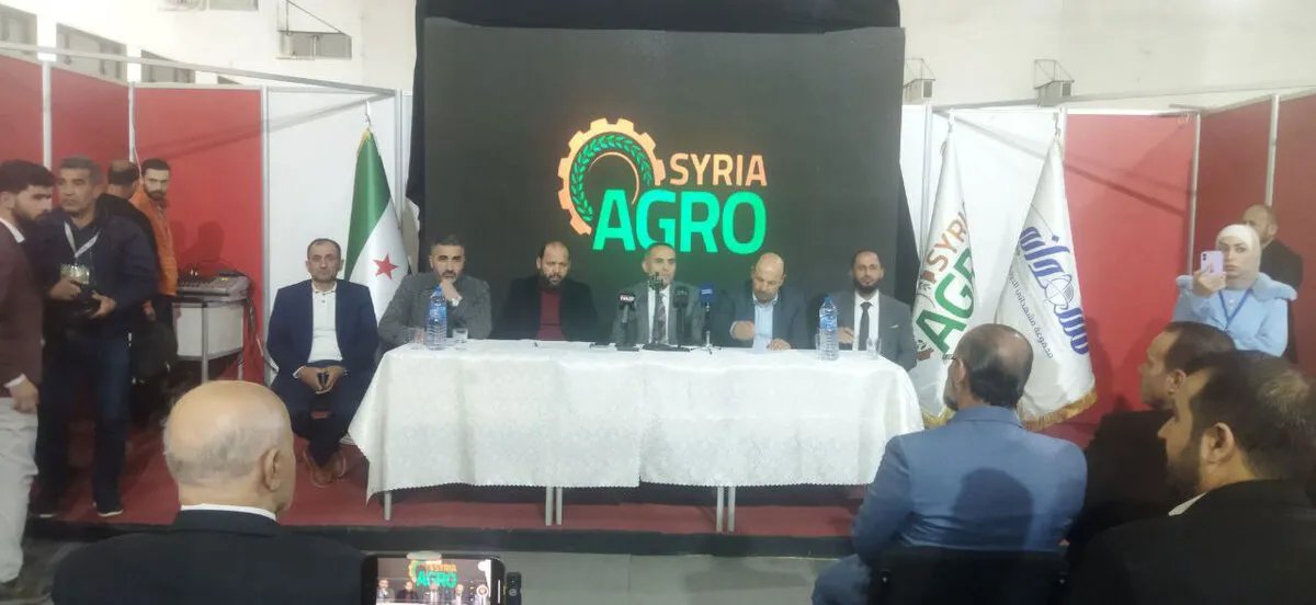 وزير الزراعة يستمع إلى تحديات الشركات الزراعية والبيطرية وسبل تطوير القطاع في معرض أغرو سيريا