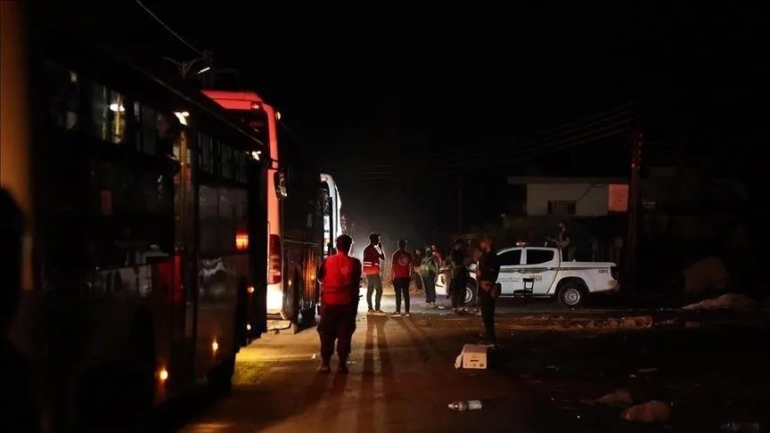 محافظ السويداء يعلن عن وصول 96 طناً من الطحين و 85 ألف ليتر من الوقود كمساعدات إنسانية