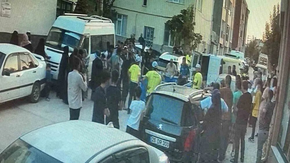 فاجعة في إسكي شهير: كاميرا توثق دهس طفل سوري يبلغ من العمر أربع سنوات