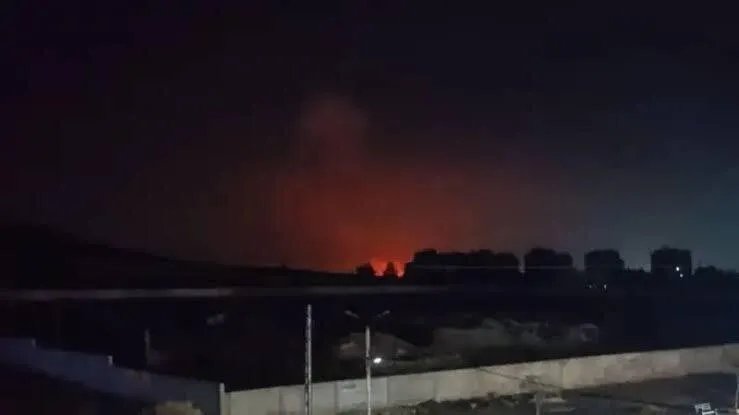 تصعيد في ريف منبج: قسد تقصف قرى والجيش السوري يتصدى لتسلل، وقسد تنفي