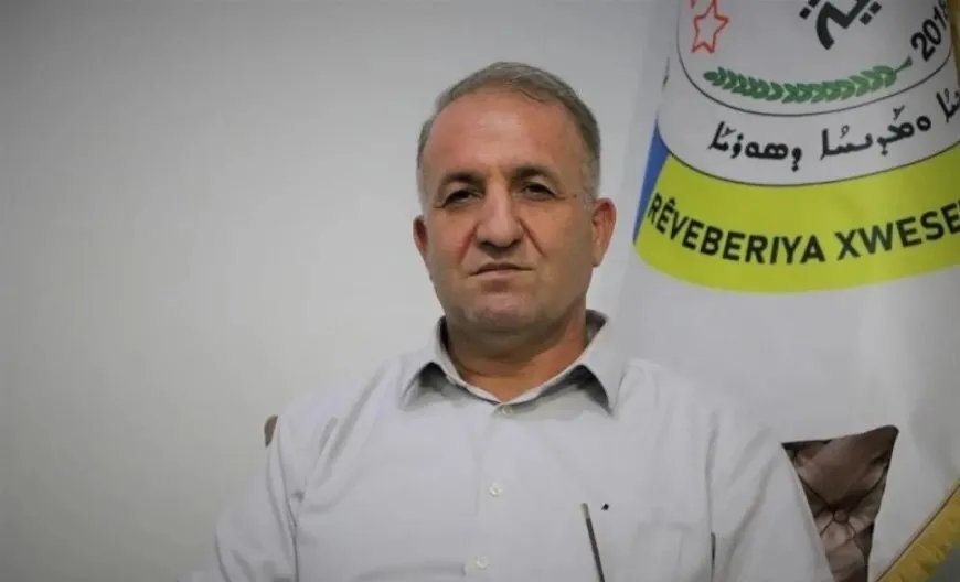 مسؤول كردي يطالب بلامركزية تعترف بالهوية الكردية ويدعو إلى الاندماج مع الإدارة السورية