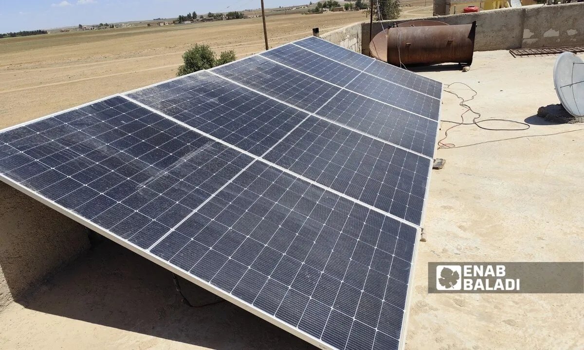 ارتفاع أسعار الكهرباء يدفع سكان شمال سوريا للاعتماد على الطاقة الشمسية