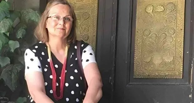 مقتل الفنانة ديالا صلحي الوادي في دمشق: تفاصيل حول حياتها ومسيرتها الفنية