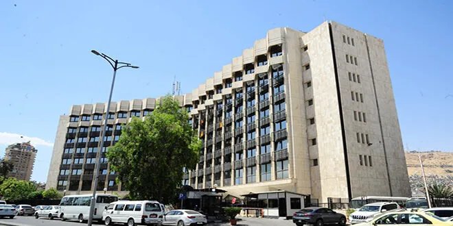 التعليم العالي السورية تفتح باب التسجيل للطلاب الراغبين بالدراسة في الجامعات الأردنية عبر منصة "ادرس في الأردن"