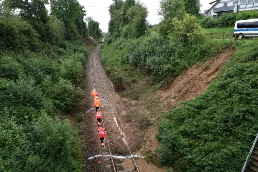 أعمال تخريبية تستهدف خطوط السكك الحديدية الألمانية: ثلاثة حرائق متعمدة خلال أسبوع