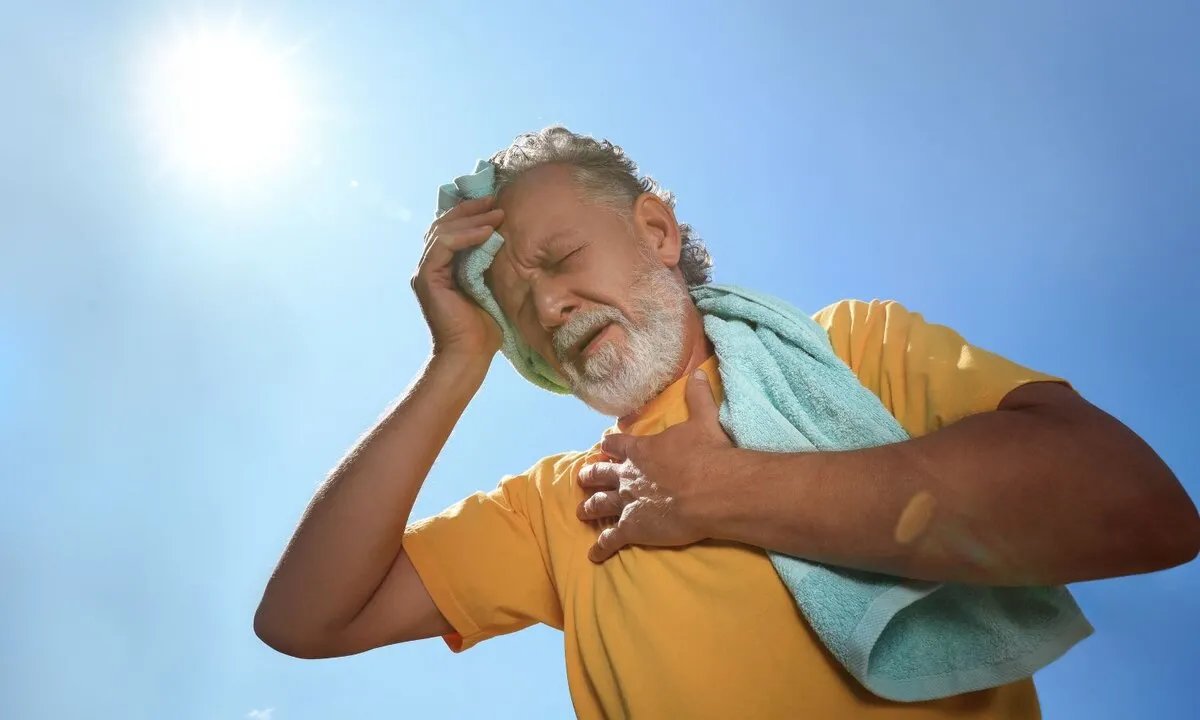 مخاطر موجات الحر الشديدة: تأثيرها على صحتك الجسدية والعقلية وكيفية الوقاية منها