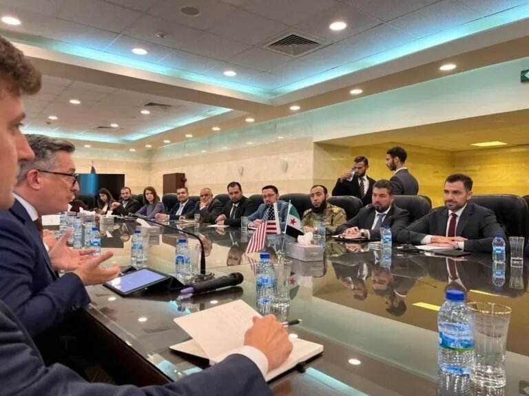 واشنطن تدرس تثبيت وجود دبلوماسي دائم في دمشق عبر وفد أمريكي رفيع المستوى