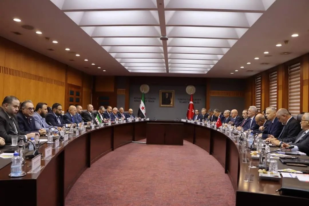 سوريا وتركيا توقعان بروتوكولاً لتأسيس مجلس تعاون اقتصادي مشترك في أنقرة