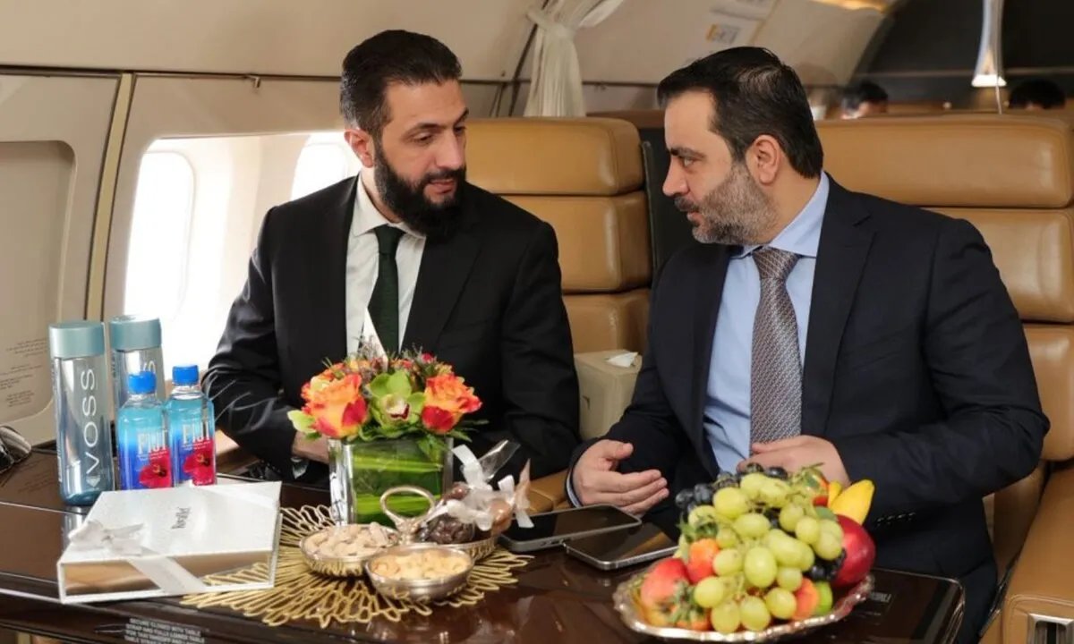 الرئيس السوري ووزير خارجيته في الإمارات لبحث تعزيز العلاقات وقضايا إعادة الإعمار