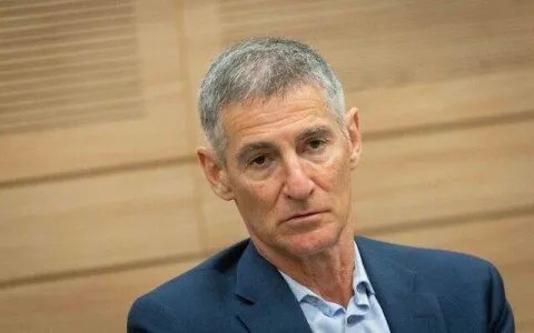 يائير غولان يدعو إلى مظاهرات وشل الاقتصاد الإسرائيلي احتجاجاً على خطة إعادة احتلال غزة