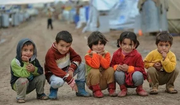 حكومة في صمت: السوريون ينتظرون خطط الحكومة الخدمية بعد ثلاثة أسابيع من التشكيل