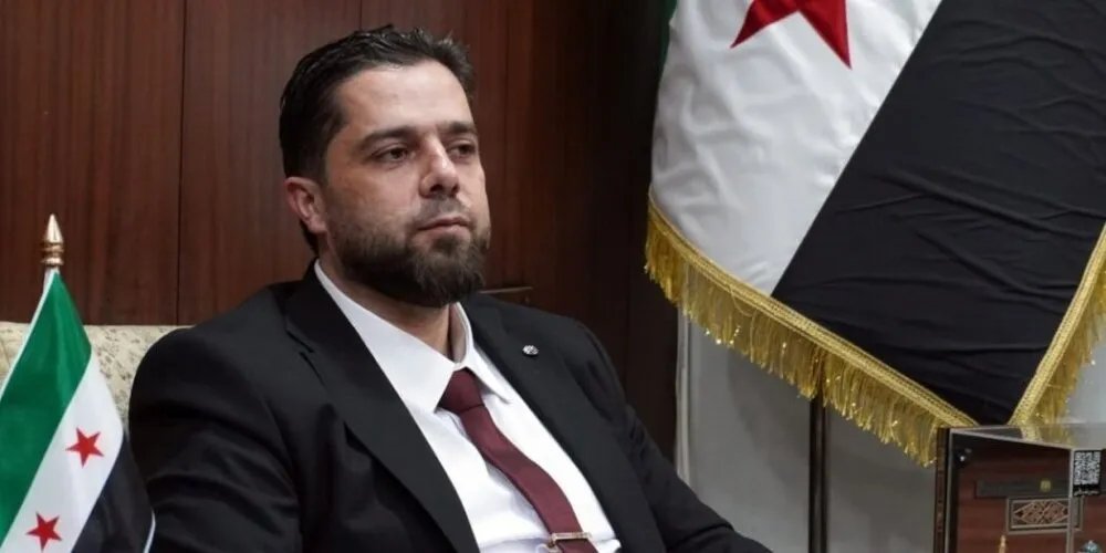 وزير الإسكان يعلن عن مشاريع استثمارية وقرارات جديدة لتعويض متضرري السكن الاجتماعي